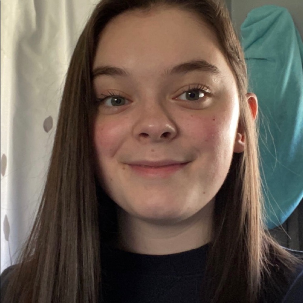 Meet your Posher, Mia